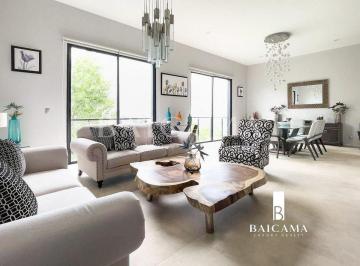 1/230/p230_18f2360273cd · Casa en Venta en Bosque Real
