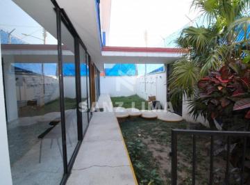 Casa de 6 habitaciones, Celaya · Alameda: Casa U Oficina Céntrica y Amplia, con Estacionamiento y Gran Jardín