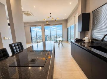 Casa de 3 habitaciones, Monterrey · Increíble Propiedad en Lomas de Montecristo