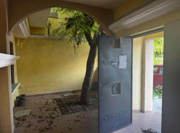 1 · Amplica Casa Muy Cerca de Plaza Patio en Saltillo
