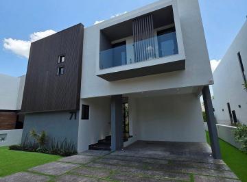 468844c14c69341205b54b410ae0f6958303add2a57a58a88e8e9598e101ded3 · Casa en Venta en El Yucatán Country Club