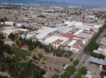 Bodega comercial , León · Nave Industrial en Renta en León Guanajuato Sobre Timoteo Lozano y Calle Independencia