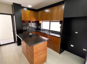Casa · 144m² · 3 Recámaras · 2 Estacionamientos · Casa Nueva en Venta Las Calzadas - (4)