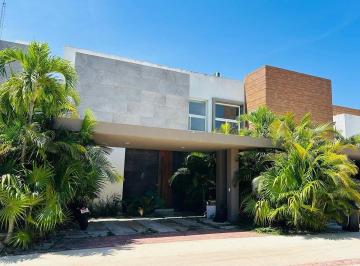 Casa de 3 habitaciones, Mérida · Renta Casa en Altozano