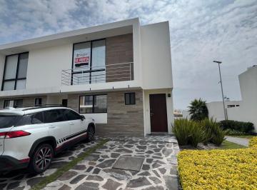 Casa en condominio de 3 habitaciones, Querétaro · Casa en Renta El Refugio
