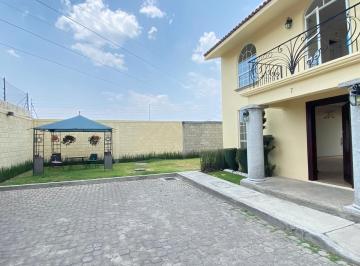 Casa en condominio · 200m² · 3 Recámaras · Casa en Renta en Metepec