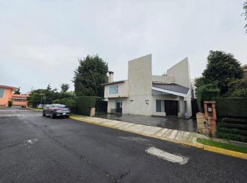Casa de 4 habitaciones, Metepec · Exclusiva Casa en Renta Paseos La Asuncion Metepec a 40 Min Cdmx Santa Fe