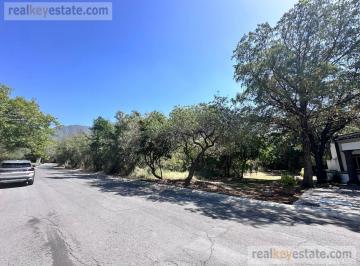 Terreno / Lote · 1200m² · Terreno en Venta en Las Misiones, Campo de Golf, Santiago, Nuevo León.