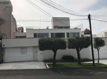 Casa de 4 habitaciones, Miguel Hidalgo · Casa en Renta en Lomas de Chapultepec