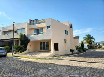 Casa en condominio de 4 habitaciones, San Andrés Cholula · Casa en Esquina Cerca de Sonata