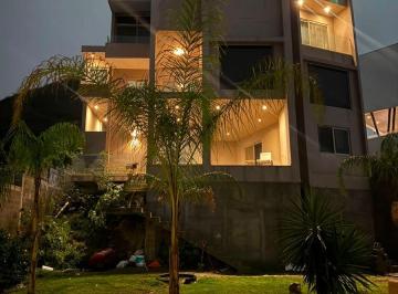Casa de 4 habitaciones, Monterrey · Casa en Venta Loma Bonita
