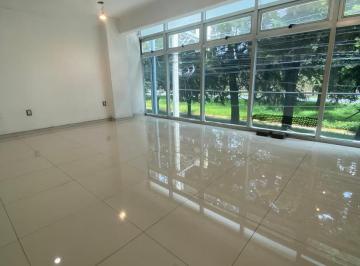 Edificio · 150m² · 6 Estacionamientos · Edificio Para Oficinas en Renta Sobre Paseo Tollocan Toluca