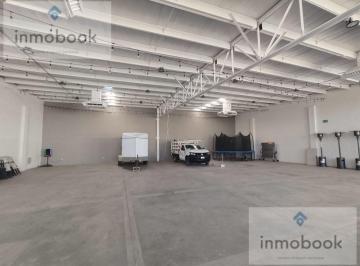 Bodega comercial · 1000m² · Propiedad con Bodega, Granja Eventos y Alberca en Venta. Salida Cuauhtemoc