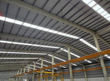 Nave industrial · 6000m² · 15 Estacionamientos · Nave Industrial en Renta en Pueblo Sanctorum
