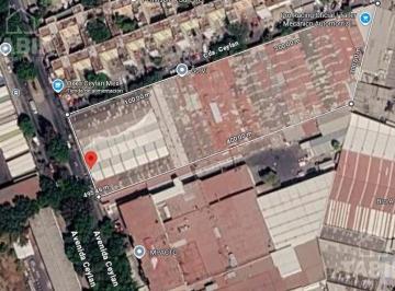 Bodega comercial · 10306m² · Se Vende Conjunto de Naves Industriales en Av Ceylan con Uso de Suelo Comercial
