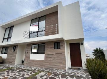 Casa en condominio de 3 habitaciones, Querétaro · Casa en Renta en El Refugio | Esquina | 3 Recámaras + Alberca