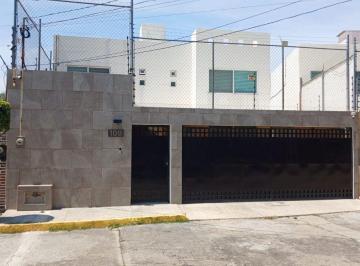 Casa de 3 habitaciones, Cuernavaca · Casa en Renta en Prados de Cuernavaca