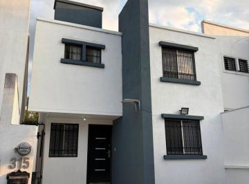 Casa de 3 habitaciones, García · Casa en Renta Lomas Sector Bosques