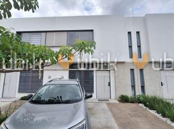 3044f264d1b4da0ca69039771f0190ad0157eb4bb472ea97330131b773d73ffc · Casa Renta La Bella Residencial Cerca Nueva Galicia Tlajomulco de Zuñiga
