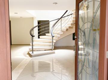 Casa en condominio de 3 habitaciones, Metepec · Casa en Venta Condominio en Metepec Edo. de Mexico 3 Recamaras con Baño y Vestidor, Estudio y Jardin