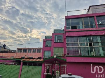 Departamento · 105m² · 3 Recámaras · 2 Estacionamientos · Departamento en Venta en Viveros del Valle, Tlalnepantla