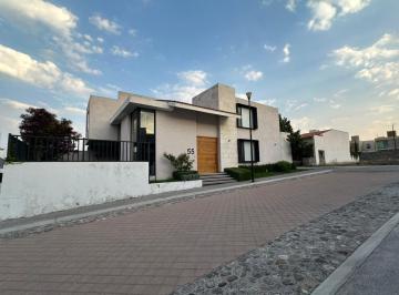 Casa · 303m² · 4 Recámaras · Casa en La Vista Residencial