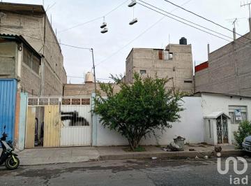 Casa · 62m² · 1 Recámara · 3 Estacionamientos · Terreno en Venta (La Negra) Benito Juárez La Aurora