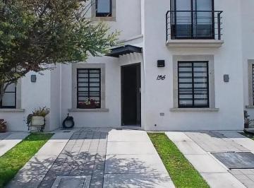 Casa de 3 habitaciones, El Marqués · Casa Parma en Zakia