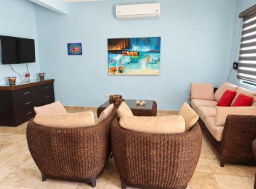 SALA · Departamento en Renta a Pasos del Mar en Playa Mamitas Amueblado en Playa del Carmen