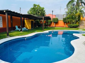 Casa de 2 habitaciones, Emiliano Zapata · Casa en Condominio con Alberca, Pocas Casas