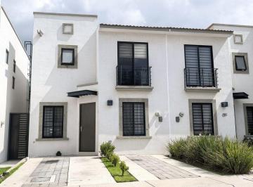 ea984a8c203289f79fc7a2fcadeaeb7526531f350871363625f879cb7402a38f · Casa en Renta en Provenza, El Marques