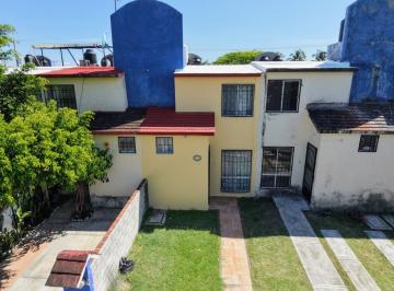 Casa en condominio de 2 habitaciones, Xochitepec · Casa en Villas de Xochitepec, Morelos
