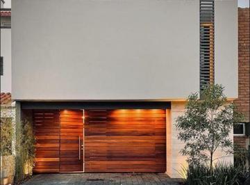 Casa de 4 habitaciones, Querétaro · Casa en Venta en El Refugio Querétaro