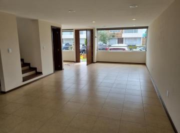 Casa en condominio · 200m² · 3 Recámaras · 2 Estacionamientos · Casa en Renta en Fraccionamiento Bosque de Las Fuentes Residencial