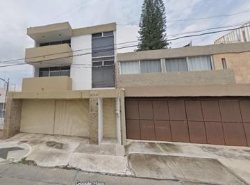 Departamento de 2 habitaciones, Guadalajara · Departamento en Renta Jardines del Country $17,000 Mxn