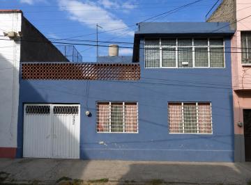 Casa de 4 habitaciones, Iztapalapa · Casa Amplia de 4 Recámaras | Excelente Ubicación Cerca de Churubusco