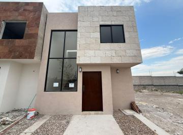 Casa en Venta de 3 habitaciones El Mayorazgo · Casa en Venta a Estrenar! Terrasoles Queretaro Precio en Oportunidad!