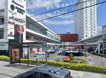 Local comercial · 50m² · 1145 Estacionamientos · Local en Av Eugenio Garza Sada