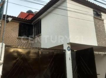 Casa · 160m² · 3 Recámaras · 2 Estacionamientos · Casa Sola en Renta Zona Uvp, Colonia El Cerrito, Puebla, Pue