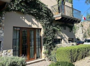 edc13fe9af136d5b6b34260e1c8e9e93d7cf5c313ae13d631b89ddb46a9827e8 · Casa en San Miguel de Allende, Hacienda La Presita, 2 Recámaras y Amueblada