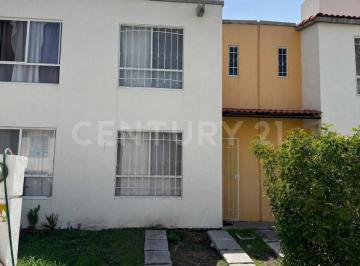 Casa · 54m² · 2 Recámaras · 1 Estacionamiento · Casa en Venta, Cd del Sol, Queretaro