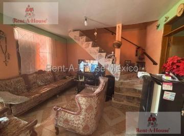 Casa · 160m² · 8 Recámaras · 1 Estacionamiento · Casa en Venta en Vasco de Quiroga, Gustavo Madero Jl 27 - 454.