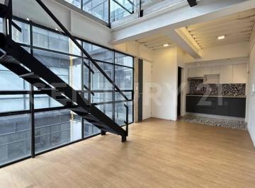 Departamento · 141m² · 2 Recámaras · 1 Estacionamiento · Penthouse de 2 Niveles con Terraza en Nativitas | 141 m²