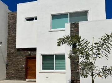 Casa de 3 habitaciones, La Paz · ¡Oportunidad! Casa Fracc. Coronado La Paz Bcs: Privada Segura, Alta Plusvalía y Cerca Pino Pallas