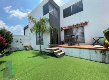 a3a86b98ad15d5db074e2a0329ccab8d9bd2960d272bab148163c67ce1b85cd5 · Casa en Venta Lomas Juriquilla Opción a La 4ta Recámara. Pb.