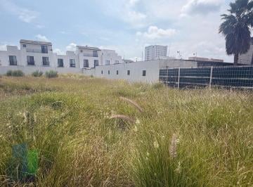 c3e344bb34b37c88324632b00263c25d1962496a2db2dc59feca04f27c4c5217 · Terreno Comercial Plano en Venta en Excelente Ubicacion Paseo de La República