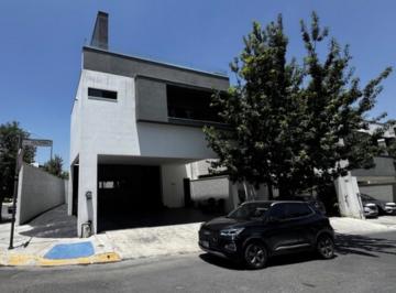 1 · Casa en Venta en Porto Cumbres, García, Nuevo León