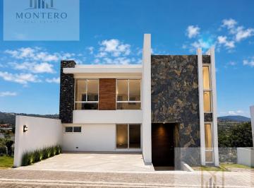 Casa · 146m² · 3 Recámaras · 2 Estacionamientos · Casa - Conjunto Habitacional Campestre Haras