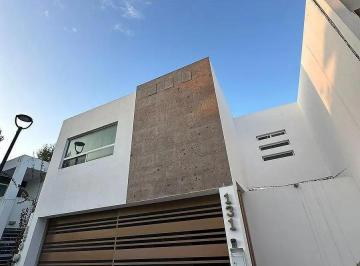 1 · Casa en Renta Al Norte de Saltillo