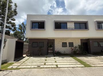 Casa de 3 habitaciones, Zapopan · Privilegiada Casa a La Venta en El Campestre (La Venta del Astillero)